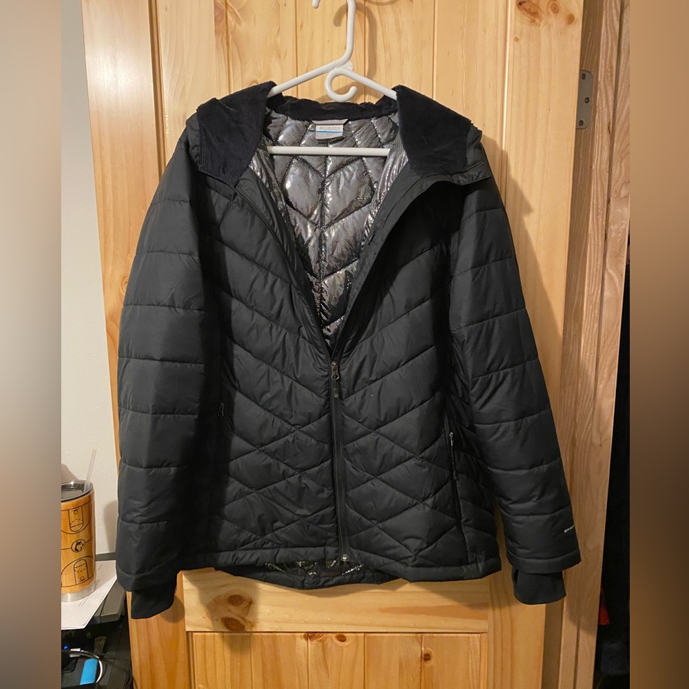 Columbia hooded coat. 1X